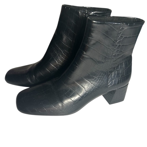 Pull & Bear Collection Faux Leather Croc Embossed Heeled Booties Sz 37 - Picture 2 of 16